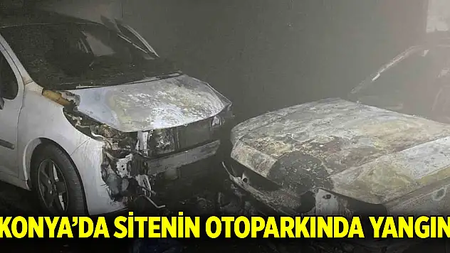Konya'da sitenin otoparkında 2 otomobil yandı