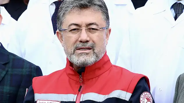 Bakan Yumaklı: Stratejik ürünler, zirai dondan etkilenmedi'