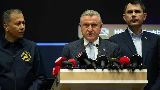 Bakan Bak: Öğrencilerimizin yurtlarında herhangi bir sorun yok