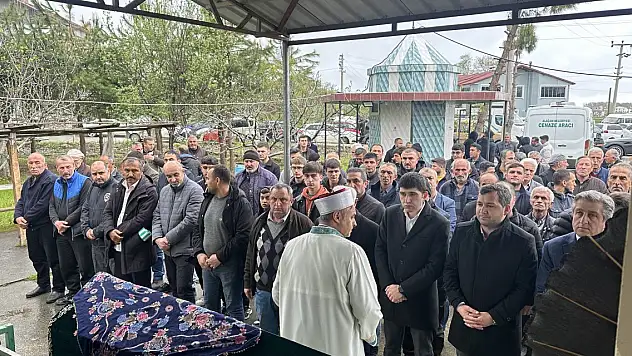 Boşanma aşamasındaki eşinin vurduğu Pınar'a acı veda