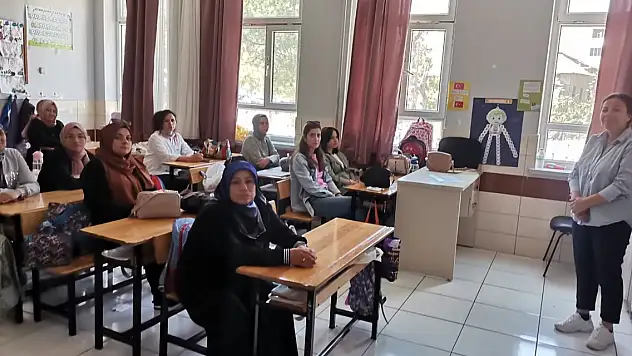 Maarif Modeli kursları devam ediyor