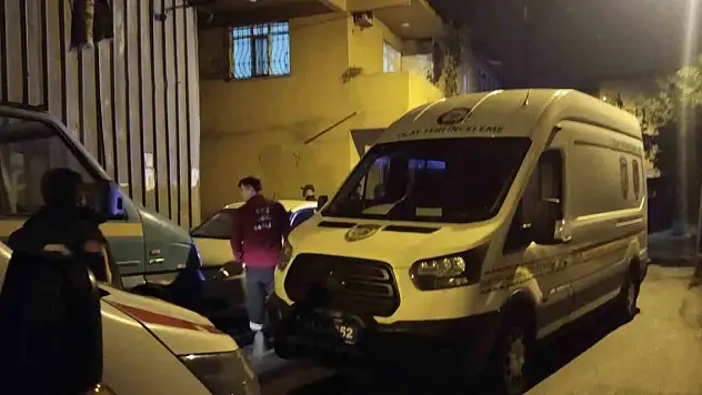 Başından silahla vurulmuş halde bulundu