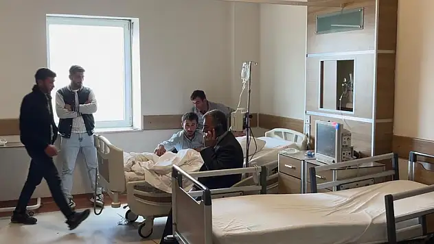 Deli bat battan 8 çocuk zehirlendi