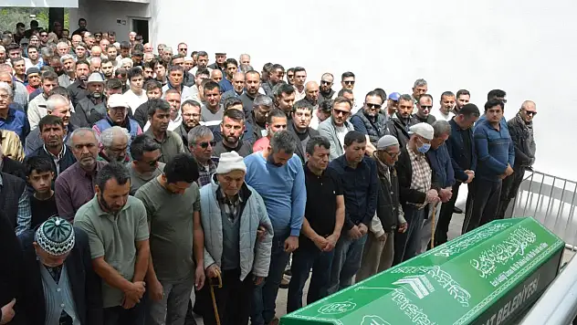 Rusya'da ölen dağcı toprağa verildi