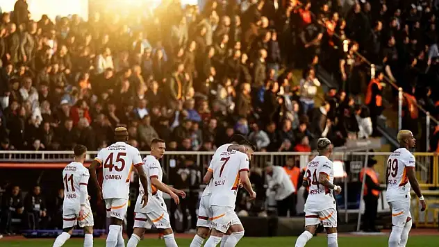 Galatasaray Eyüpspor'u farklı mağlup etti