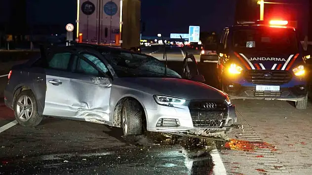 Aksaray'da otomobil takla attı: 2 yaralı