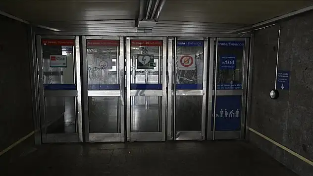 Son Dakika! Avrupa'da kaos! İki ülkede elektrik kesintisi