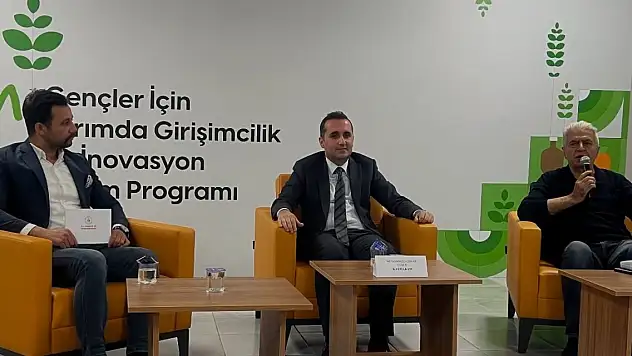 Hüyük'teki kampta gençler tarımı öğreniyor