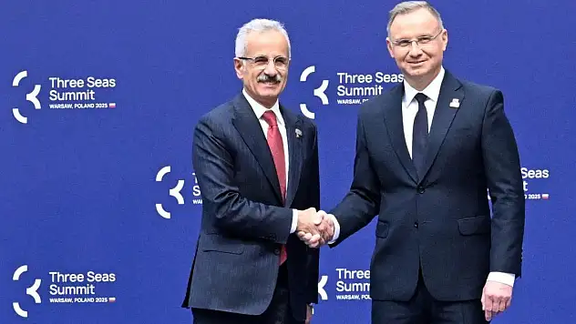 Türkiye, Üç Deniz Girişimi'nin stratejik ortağı oldu