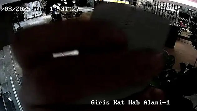 İBB'ye yönelik yolsuzluk soruşturmasında güvenlik kameraları kapatılan otelin müdürü yakalandı