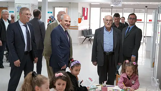 Konya'da Hekimoğlu kardeşler hayırda yarışıyor