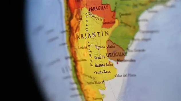 Arjantin açıklarında 7.4 büyüklüğünde deprem: Tsunami uyarısı yapıldı