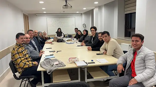 KOMEK ile muhasebe yapmayı öğreniyorlar