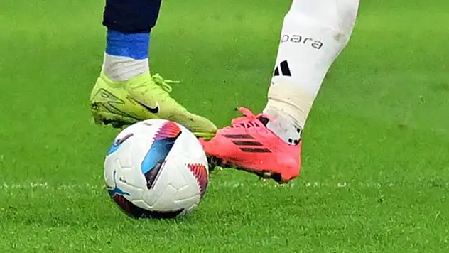 Derbide ilk golü atan galibiyete yakın