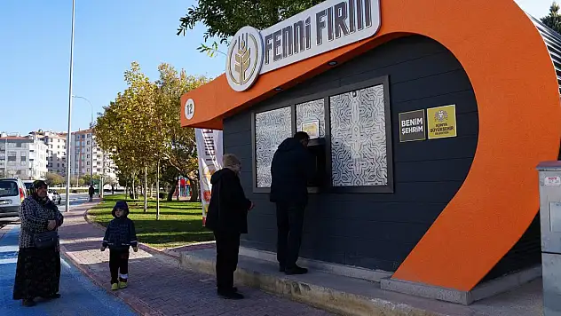 Konya'da ucuz ekmek satan Fenni Fırın'ın zam kararına tepki