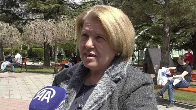 Damadının doğumuna katıldığını dünürüyle tanışınca öğrendi