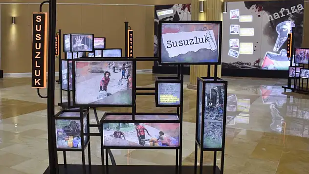 Konya'daki sergi dikkat çekti