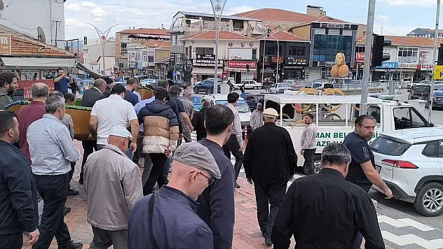 Kazada ölen 2 kardeş toprağa verildi