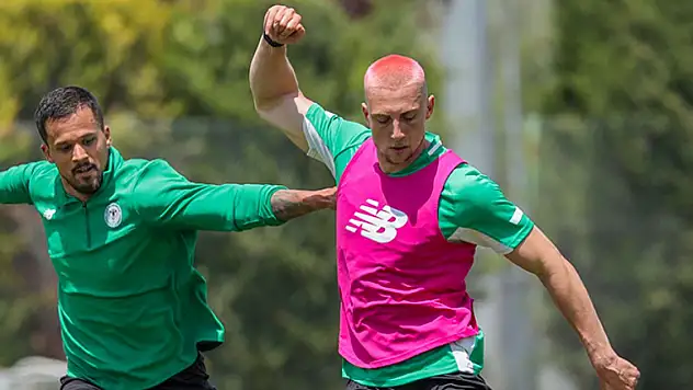 Konyaspor tempoyu yükseltti!