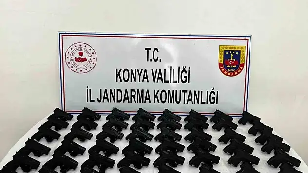 Konya'da jandarmada 48 adet ruhsatsız tabanca ele geçirdi