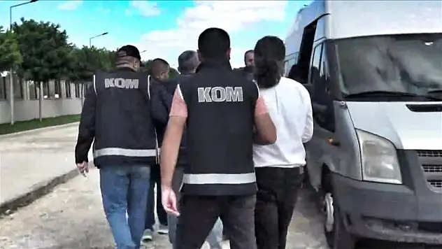 Eskişehir merkezli FETÖ operasyonunda 23 şüpheli yakalandı