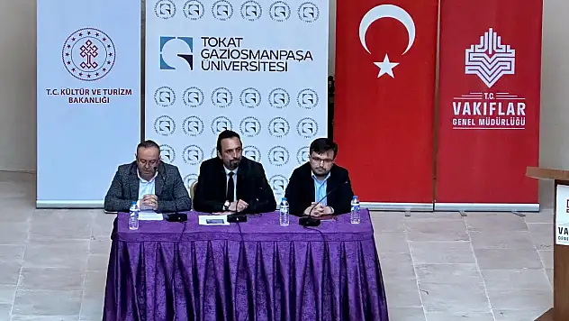 Pervâne Konferansları sürüyor