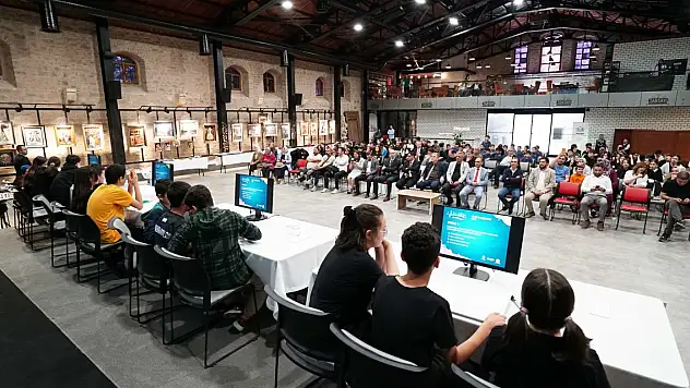 Meram'da bilgi yarışması... Şampiyon okul belli oldu