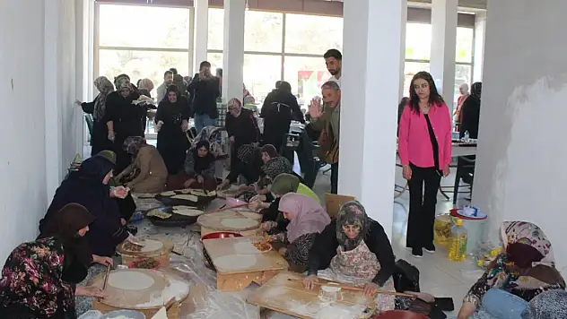 Konya'da Gazze için kermes düzenlendi