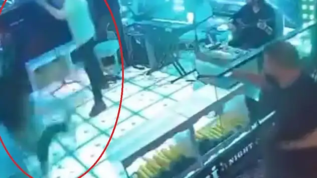 Eğlence mekanında sahneye çıkıp, yaşamına son verdi