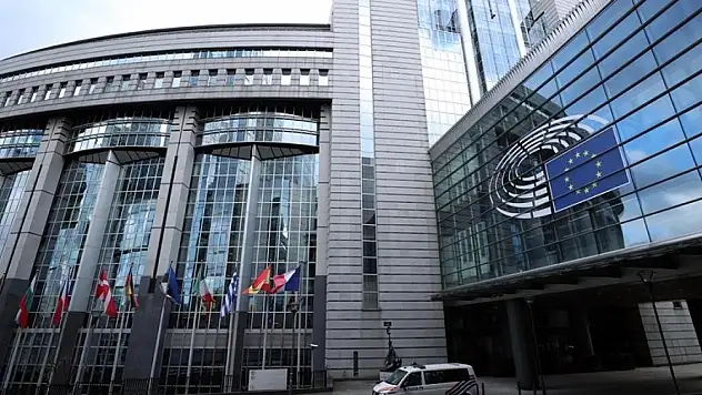 AB, Suriye'ye yönelik ekonomik yaptırımları kaldırma kararı aldı