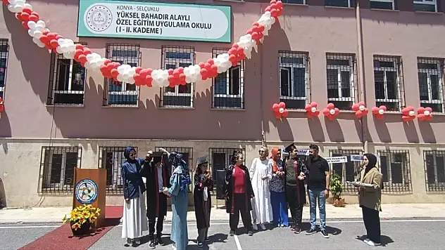 Konya'da özel eğitim öğrencileri için mezuniyet töreni