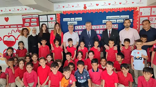 Konyalı öğrencilerden kan bağışı kampanyasına destek