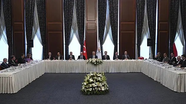 AK Parti'den 'Yeni Anayasa Çalıştayı'na ilişkin açıklama