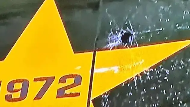 Son Dakika! Galatasaray takım otobüsüne Göztepe deplasmanında taşlı saldırı!