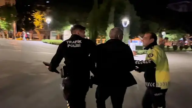 Uygulamayı görünce yaya kaçmayı denedi, yine yakalandı