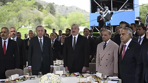 Pakistan'dan Erdoğan ve Türkiye mesajı: Tarihimizin en gurur verici anlarından biriydi