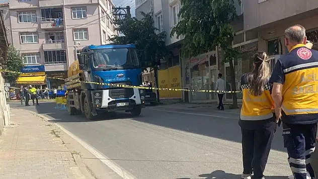 Vidanjörün çarptığı kadın öldü... Kaza anı kamerada