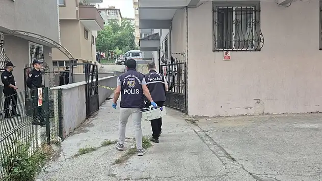 Apartmanın 5. katından düşen çocuk öldü
