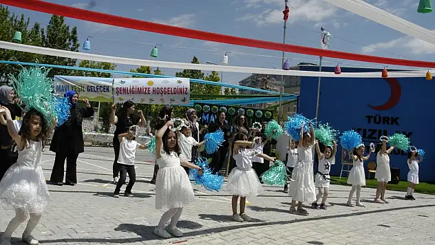 Selçuklu Hatice-Ercüment Köylübay Kızılay Anaokulu'nda geri dönüşüm şenliği yapıldı