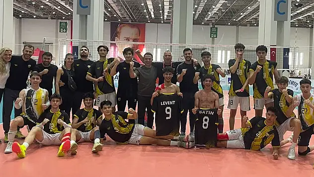 Konya Büyükşehir Belediyespor voleybolda son 8'de