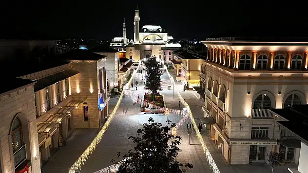 Konya şehir merkezi ışıl ışıl