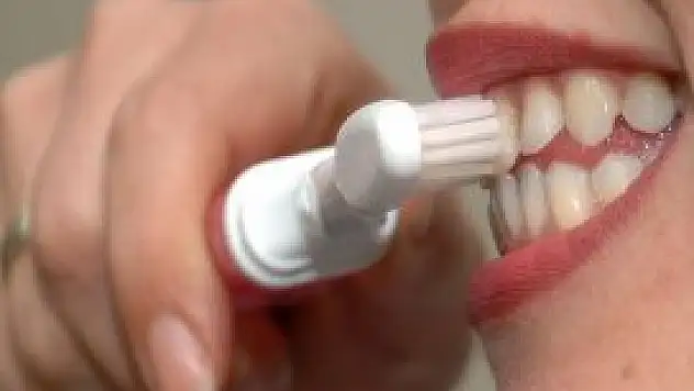 'İnci gibi diş' statü göstergesi