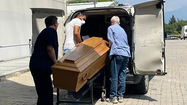 Kimyasal su kazanına düşen işçi öldü