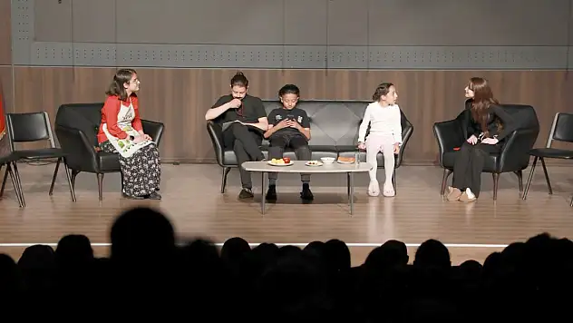 Karatay'da 776 genç yetenek kültür ve sanatla buluştu