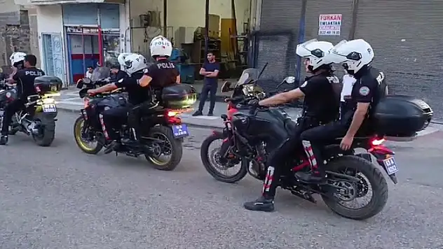 Sokakta uğradığı tüfekli saldırıda öldü