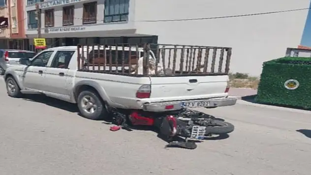 Karapınar'da motosiklet pikapa arkadan çarptı: 1 yaralı