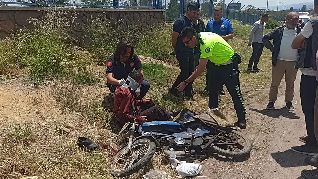Konya'da minibüsle çarpışan motosikletli yaralandı