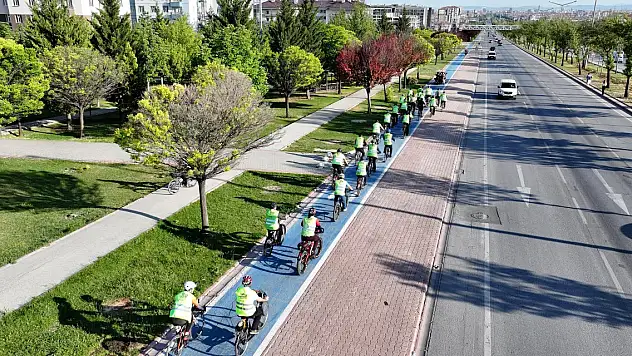 Konya'da 100 bin çocuk bisiklete kavuştu