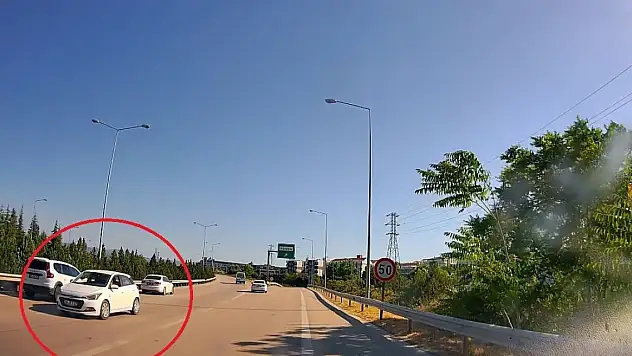 Otobanda ters şeritte ilerledi