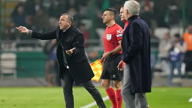 Konyaspor'da Uçar rakibine karşı karnesini düzeltemedi!